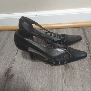 Womens Shoes - Size 8 - New York Transit